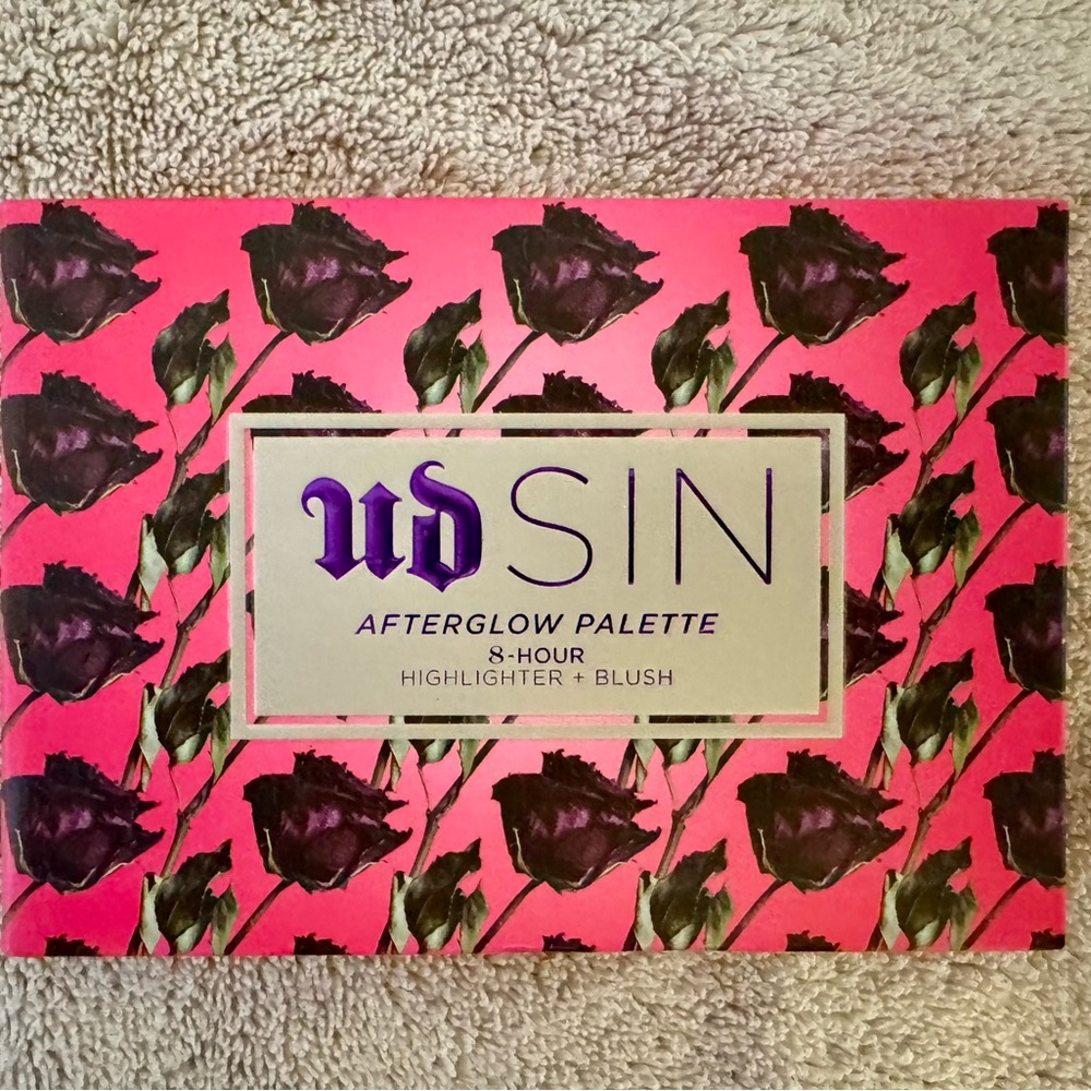 NIB Urban Decay Sin Afterglow Palette Limited Edition TINY CHIP *SEE PHOTOS*